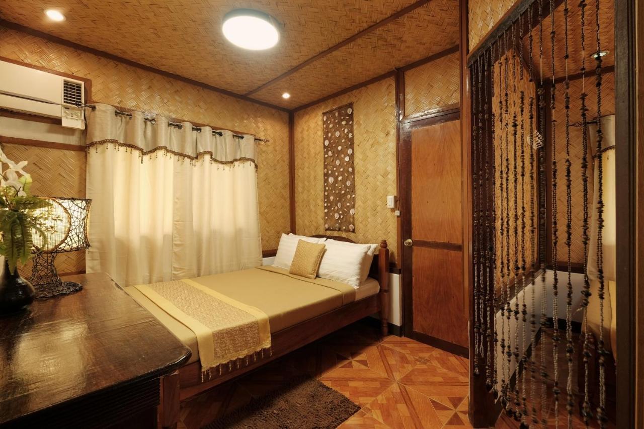 Villa Khadine Grand Vista Resort Coron Exterior photo
