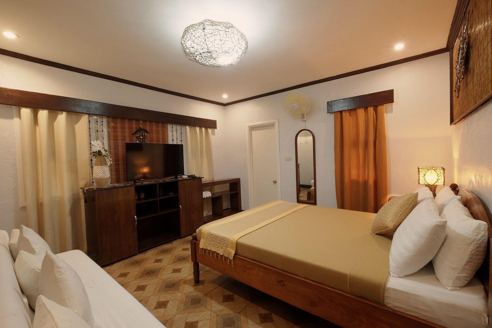 Villa Khadine Grand Vista Resort Coron Exterior photo