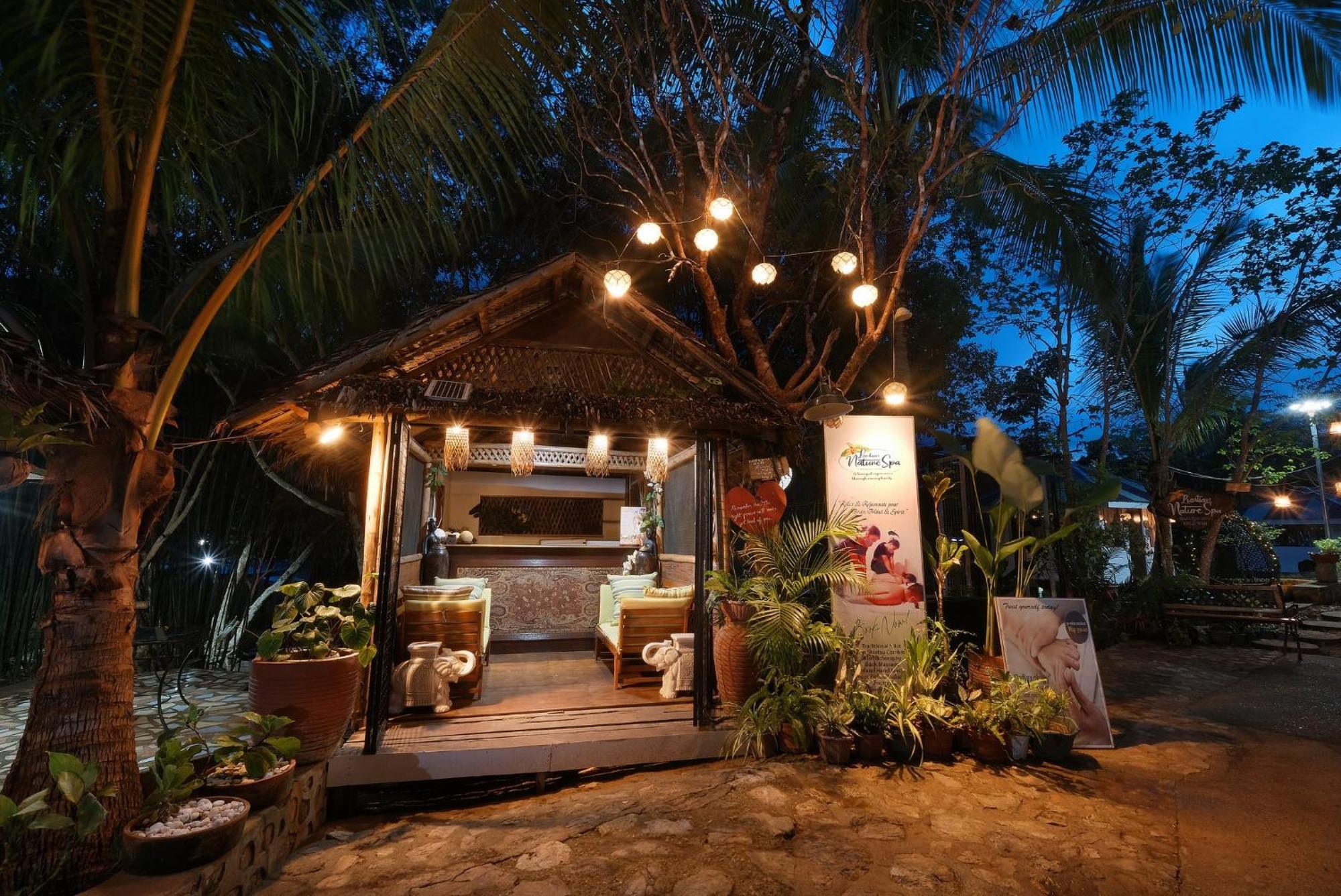 Villa Khadine Grand Vista Resort Coron Exterior photo