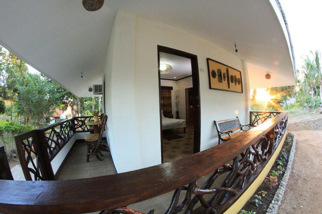 Villa Khadine Grand Vista Resort Coron Exterior photo