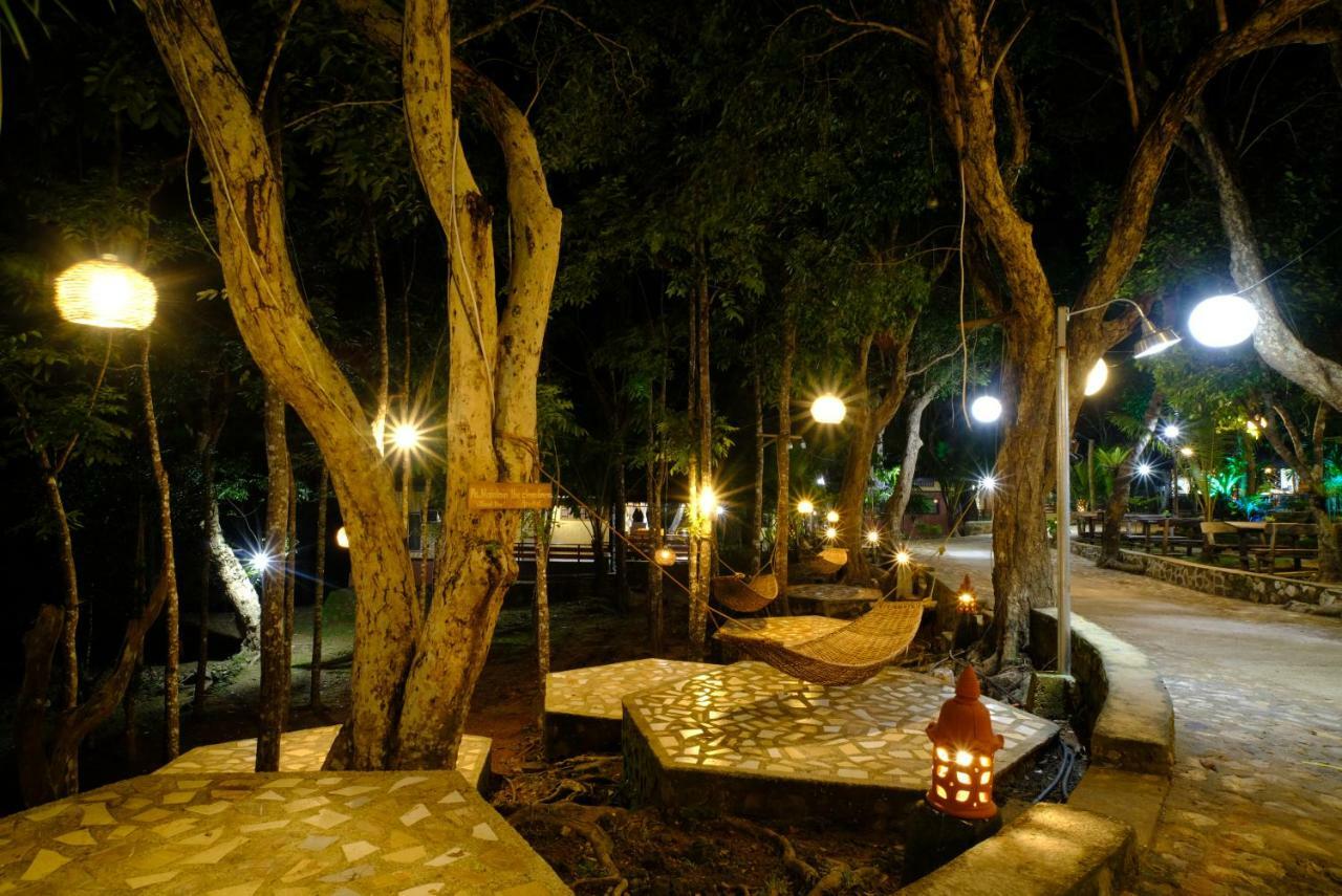 Villa Khadine Grand Vista Resort Coron Exterior photo